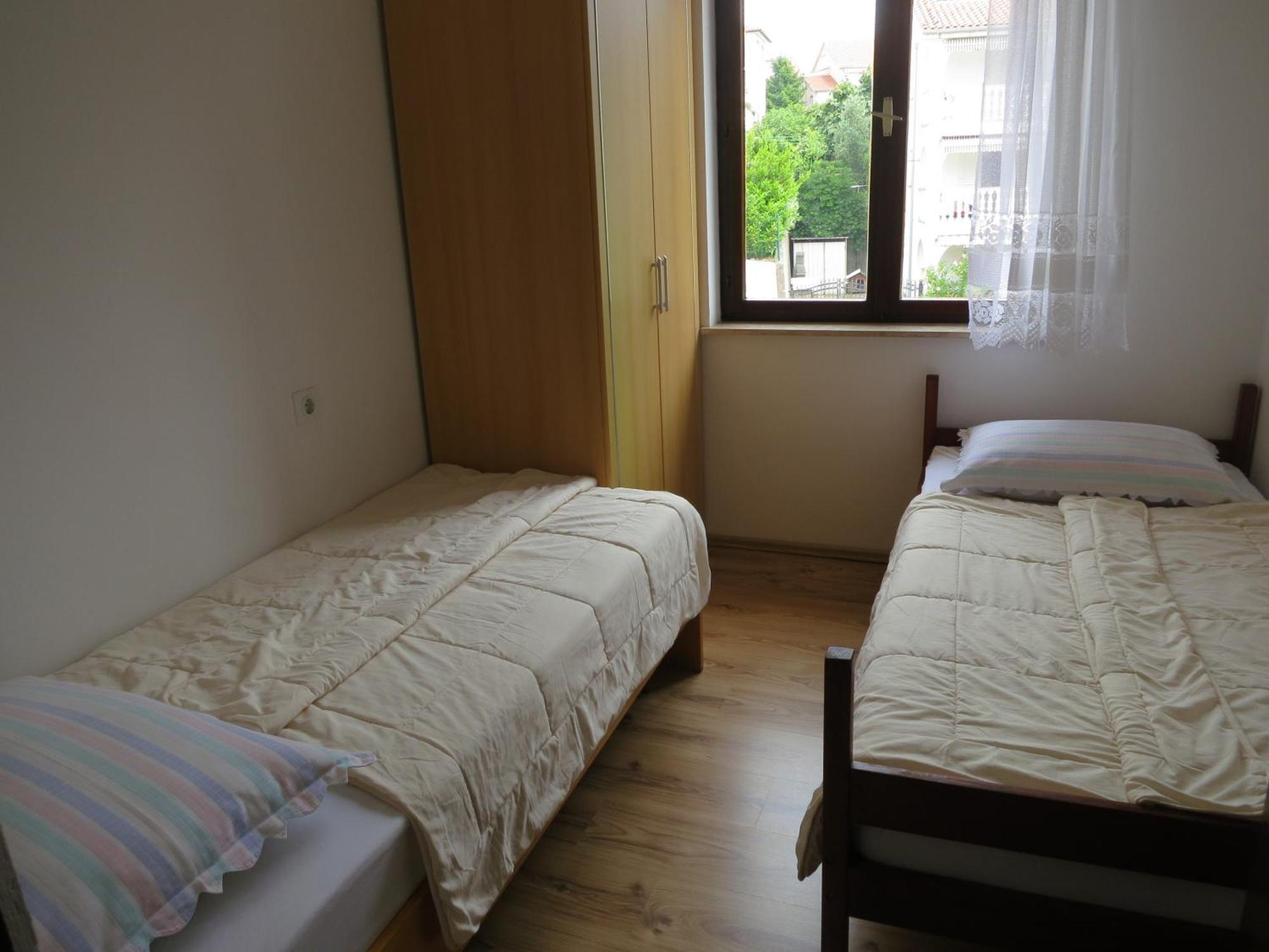 Apartment Josipa Malinska Værelse billede